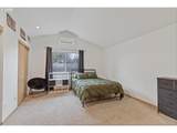 13949 Beavercreek Rd - Photo 18