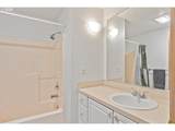 13949 Beavercreek Rd - Photo 19