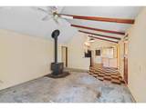 635 25TH St - Photo 23