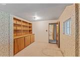 635 25TH St - Photo 27