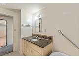635 25TH St - Photo 32