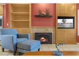704 Summit St - Photo 23