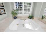 704 Summit St - Photo 32