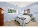 704 Summit St - Photo 40