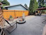 109 Oak St - Photo 16