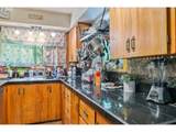 1016 Oak St - Photo 11