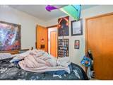 1016 Oak St - Photo 15