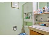 1016 Oak St - Photo 19
