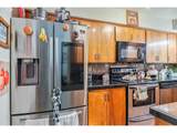 1016 Oak St - Photo 8