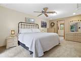 10520 Siskiyou St - Photo 17