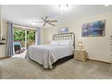 10520 Siskiyou St - Photo 18