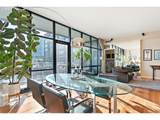1025 Couch St - Photo 16