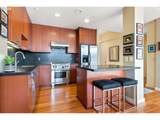 1025 Couch St - Photo 5