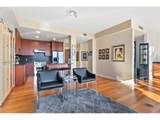 1025 Couch St - Photo 9