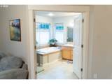2092 Thomas Pl - Photo 19