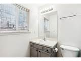 19153 Yamhill St - Photo 16