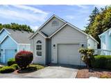 727 Dallas St - Photo 3