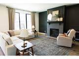 867 35TH St - Photo 16