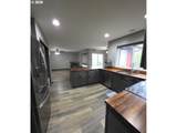 2703 11TH St - Photo 2