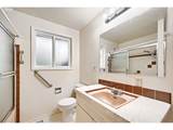 2562 Dover Dr - Photo 25