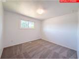 220 Cambridge Cir - Photo 2