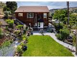 210 Hartman Ave - Photo 13