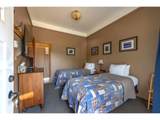 210 Hartman Ave - Photo 35