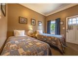 210 Hartman Ave - Photo 36