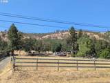 2514 10TH St - Photo 1