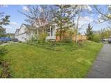2443 Taylor Dr - Photo 2