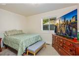 8715 Clackamas St - Photo 17