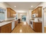 682 College St - Photo 26