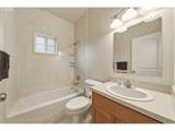 682 College St - Photo 8