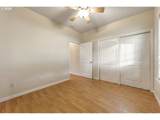 682 College St - Photo 9