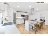 593 Taft St - Photo 25