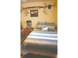 875 Lakeview Ct - Photo 16