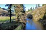 28593 Lower Smith River Rd - Photo 6