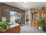 880 F St - Photo 12