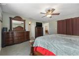 880 F St - Photo 14