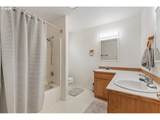 880 F St - Photo 23