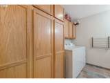 880 F St - Photo 25