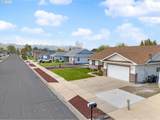 880 F St - Photo 28