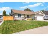 880 F St - Photo 35