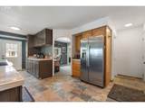 880 F St - Photo 8