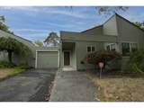 1785 Rolling Hill Dr - Photo 2