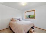 1050 Jackson St - Photo 13