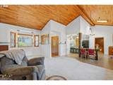 1050 Jackson St - Photo 4