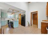 1050 Jackson St - Photo 7