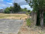2045 Hollywood Dr - Photo 2