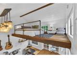 10925 Wilsonville Rd - Photo 34